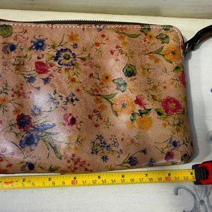 PATRICIA NASH LEATHER WRISTLET / CLUTCH